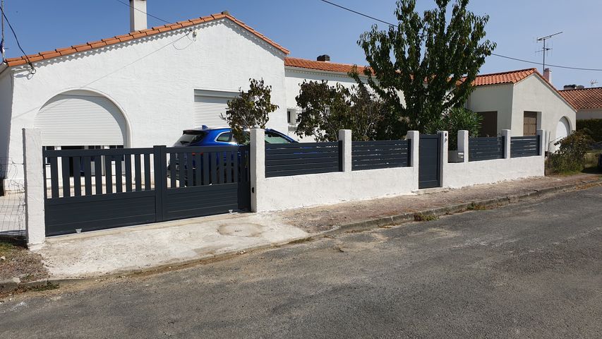 Portail, portillon et clôture - Gris - Cloture